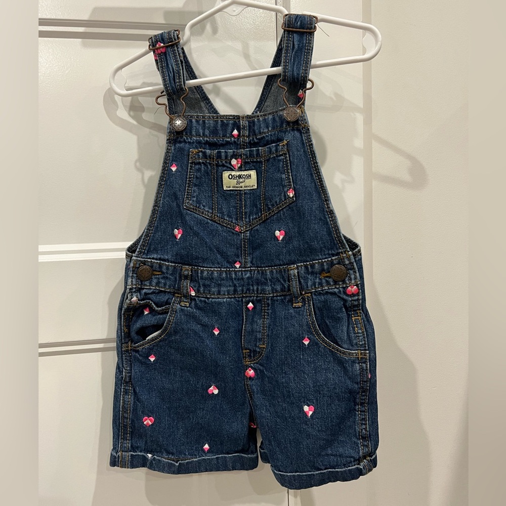 Vintage OshKosh B'Gosh Short Overalls
Size 3T